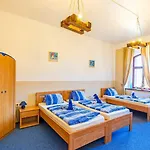 Hrad Vildstejn 3*
